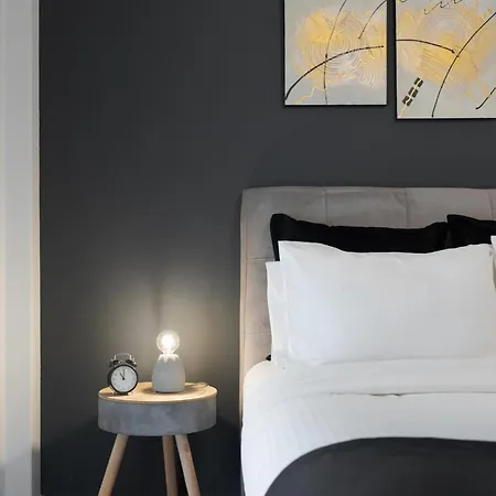 Acropolis Atmospheric Apartment *